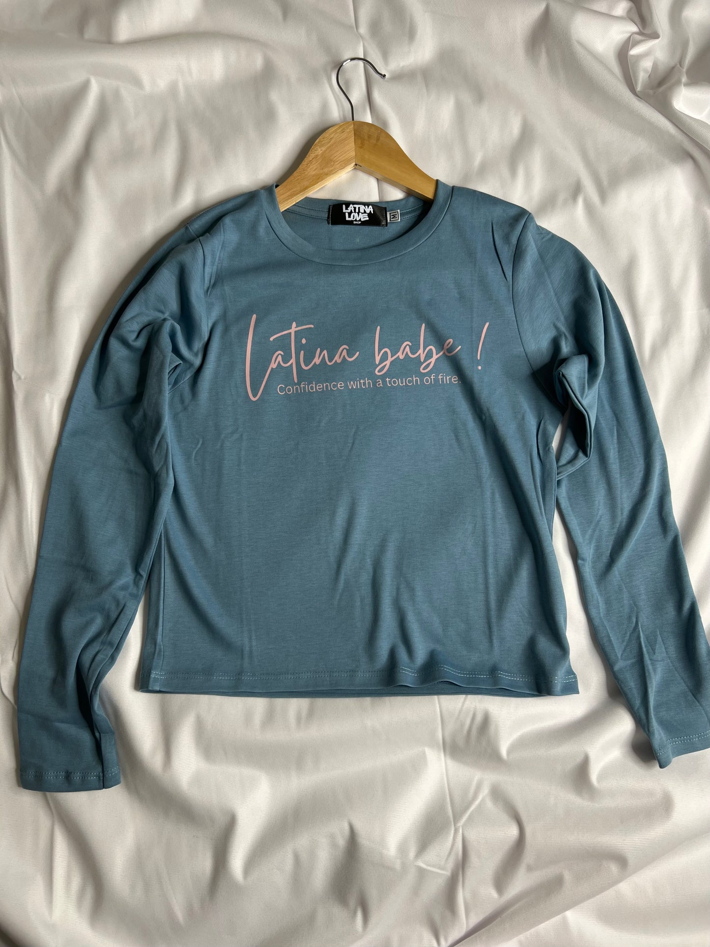 Latina babe t-shirt long sleeve